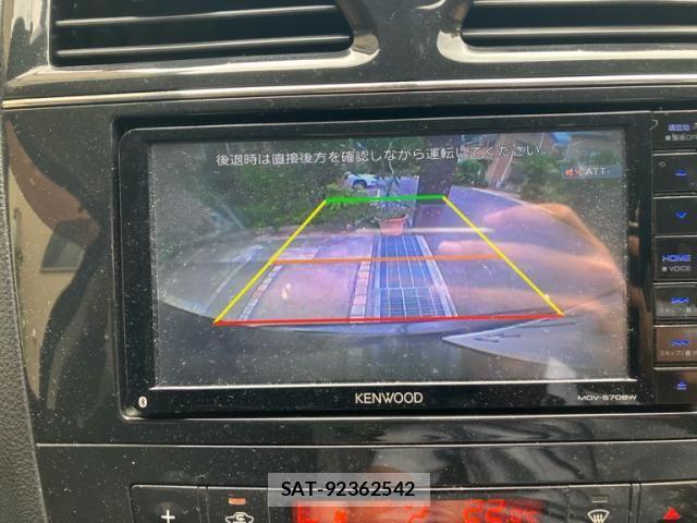 Nissan SERENA 2011-07 8831460-20