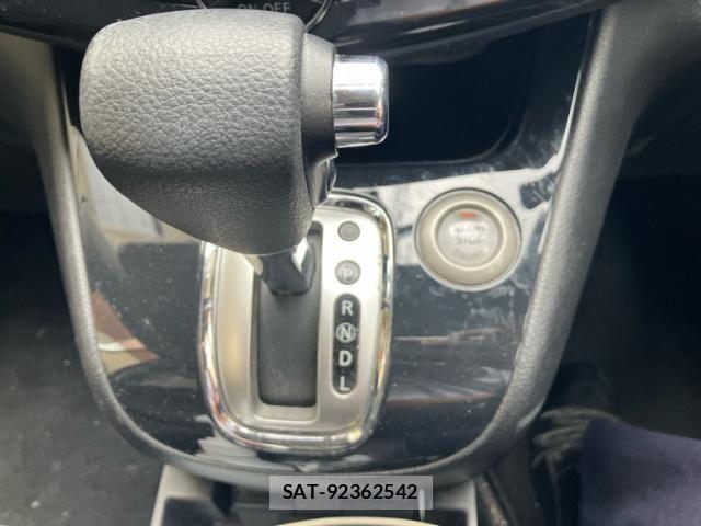 Nissan SERENA 2011-07 8831460-22