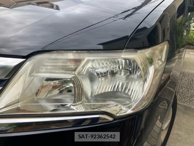 Nissan SERENA 2011-07 8831460-3