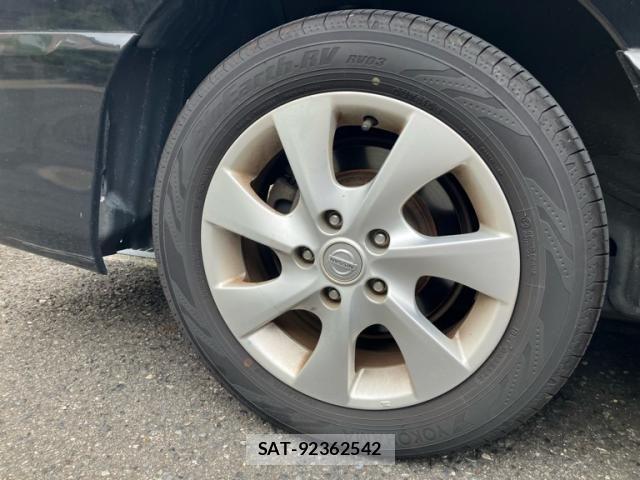 Nissan SERENA 2011-07 8831460-6