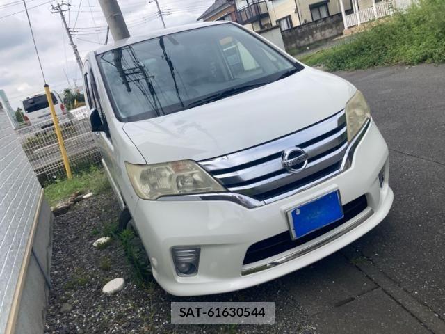 Nissan SERENA 2012-03 8831471-1