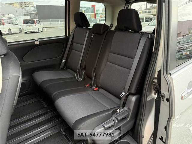 Nissan SERENA 2022-08 8831456-18