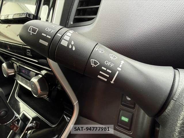Nissan SERENA 2022-08 8831456-28