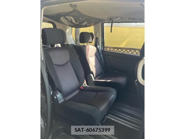 Nissan SERENA 2012-05 8831474-17