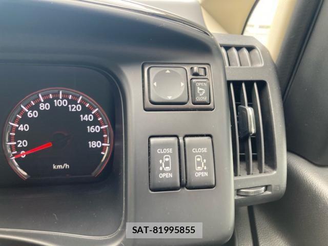 Nissan SERENA 2009-09 8831470-19