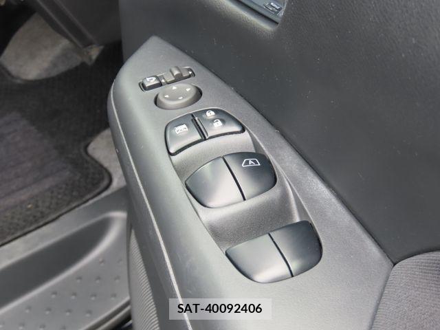 Nissan SERENA 2022-07 8850584-28
