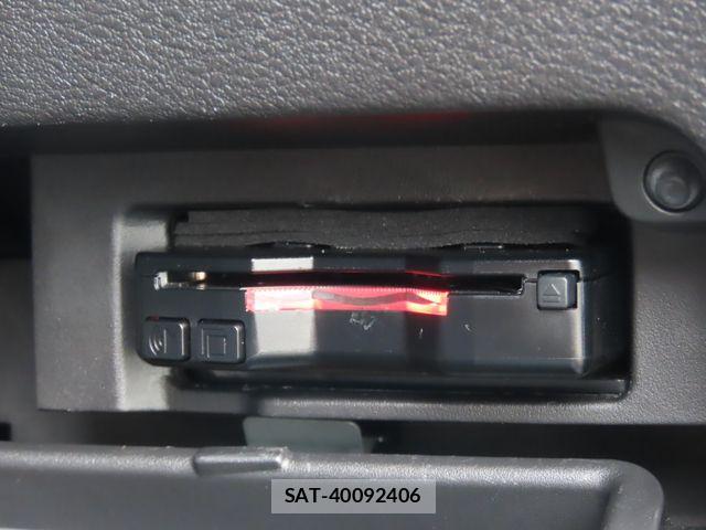 Nissan SERENA 2022-07 8850584-7