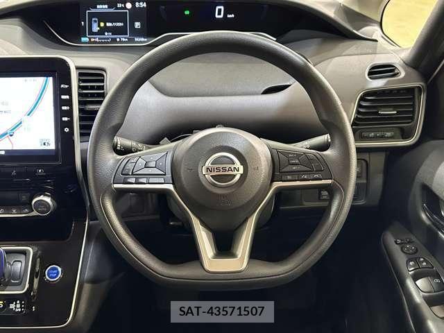 Nissan SERENA 2022-06 8850588-9