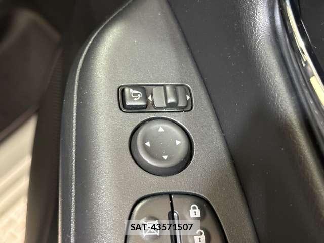 Nissan SERENA 2022-06 8850588-16