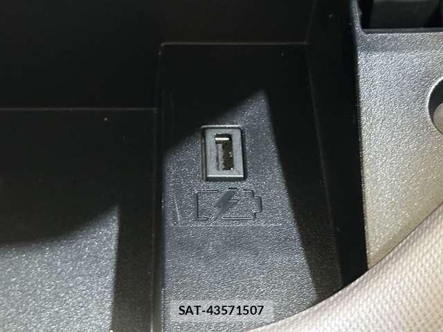 Nissan SERENA 2022-06 8850588-27