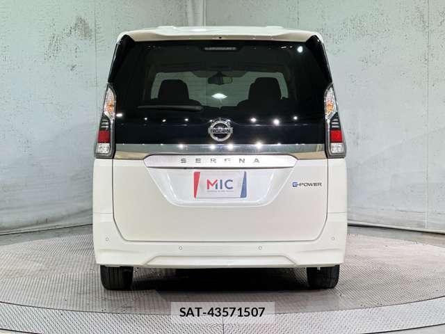 Nissan SERENA 2022-06 8850588-5