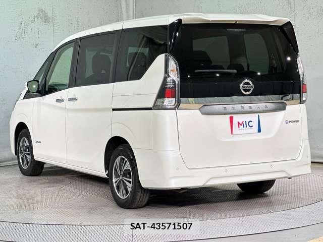 Nissan SERENA 2022-06 8850588-6