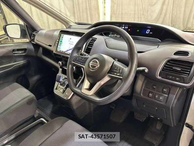 Nissan SERENA 2022-06 8850588-8