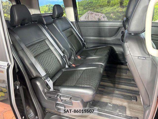 Nissan SERENA 2023-10 8850581-8