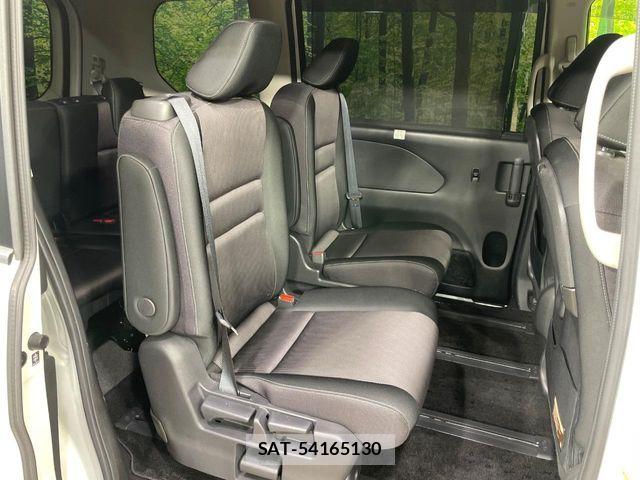 Nissan SERENA 2018-05 8849819-8