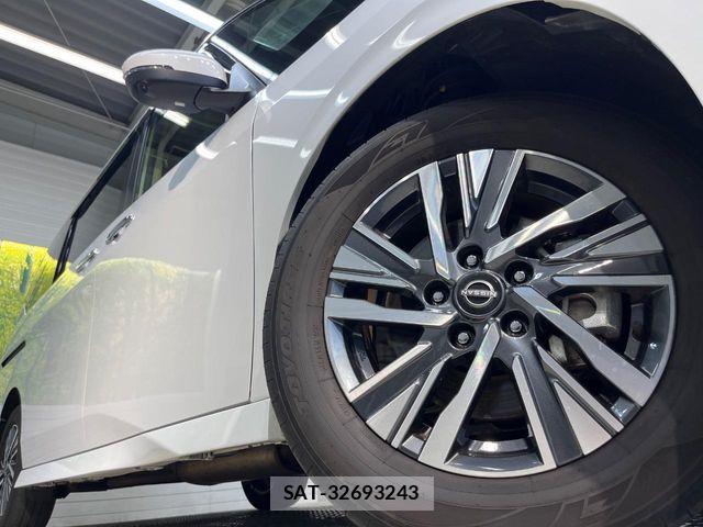 Nissan SERENA 2023-07 8850575-13