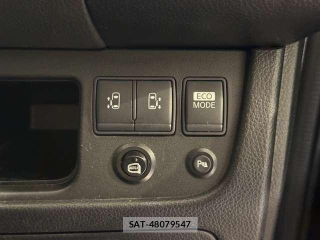 Nissan SERENA 2012-06 8849653-13