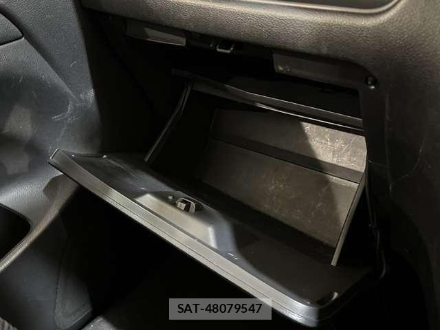 Nissan SERENA 2012-06 8849653-28