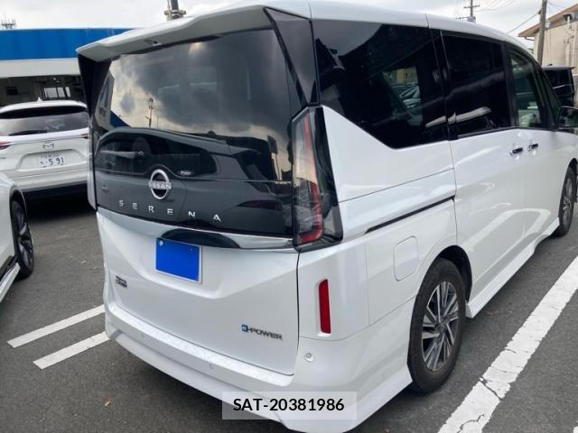 Nissan SERENA 2023-09 8850579-3