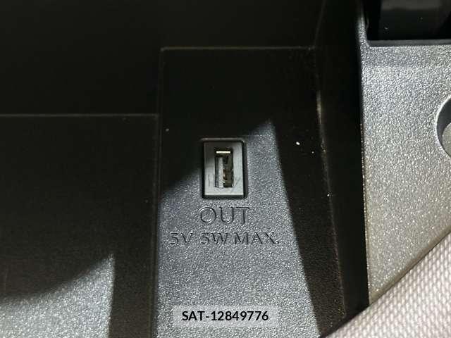 Nissan SERENA 2017-07 8850593-26