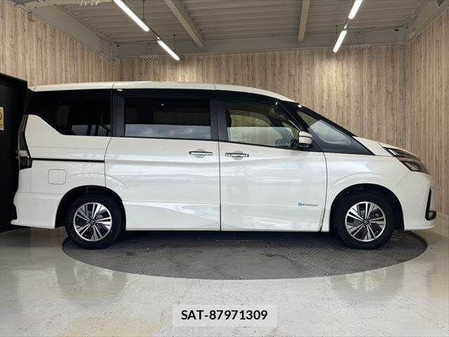 Nissan SERENA 2021-07 8850585-17