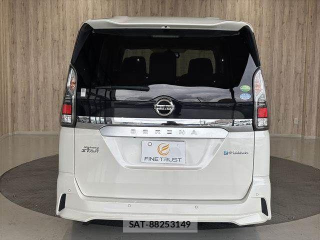 Nissan SERENA 2018-07 8849834-18