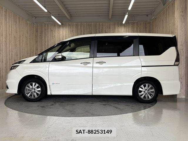 Nissan SERENA 2018-07 8849834-21