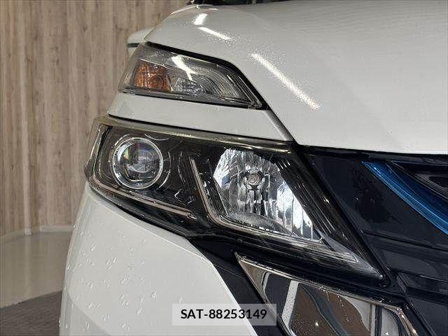 Nissan SERENA 2018-07 8849834-23