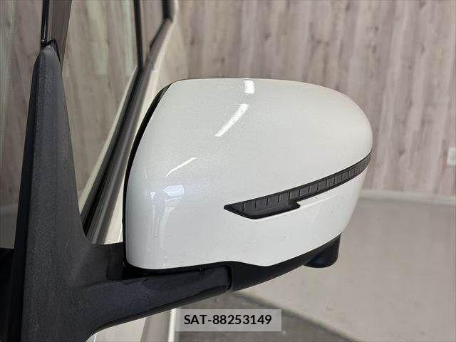 Nissan SERENA 2018-07 8849834-26