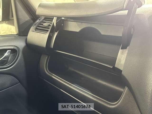 Nissan SERENA 2012-03 8850594-28