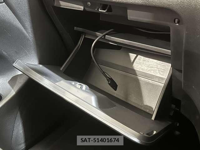 Nissan SERENA 2012-03 8850594-29