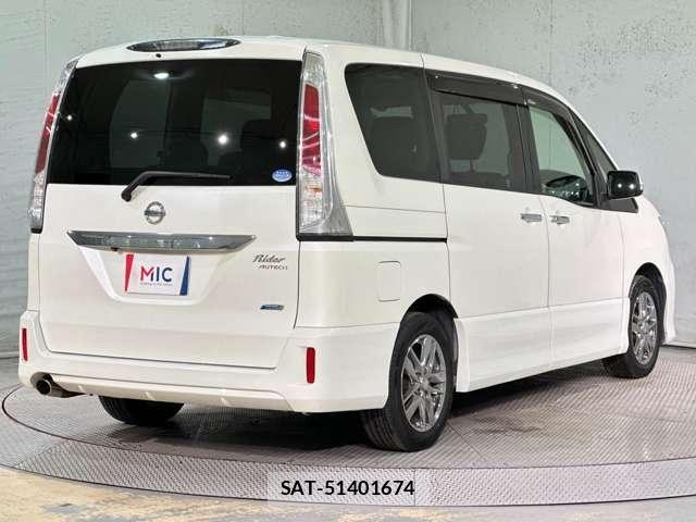 Nissan SERENA 2012-03 8850594-4