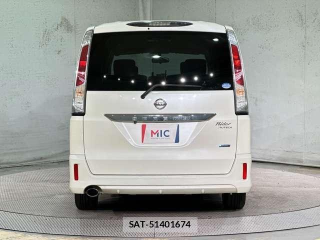 Nissan SERENA 2012-03 8850594-5