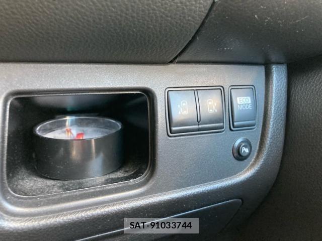 Nissan SERENA 2012-05 8850598-23