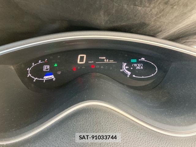 Nissan SERENA 2012-05 8850598-24