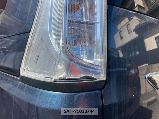 Nissan SERENA 2012-05 8850598-25