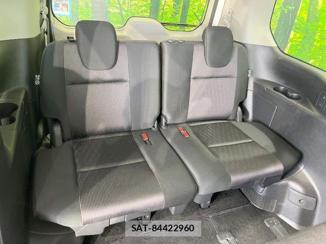 Nissan SERENA 2018-10 8849927-9