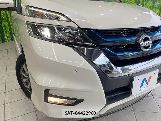 Nissan SERENA 2018-10 8849927-12