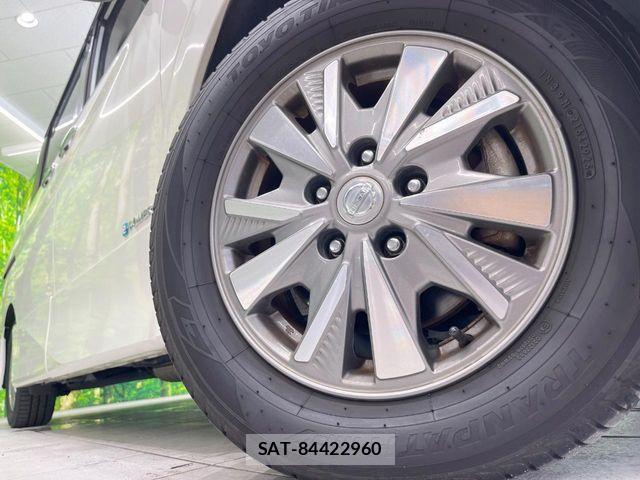 Nissan SERENA 2018-10 8849927-13