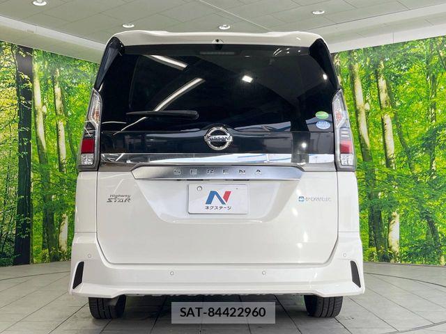 Nissan SERENA 2018-10 8849927-15