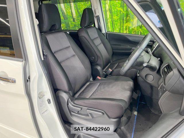 Nissan SERENA 2018-10 8849927-7
