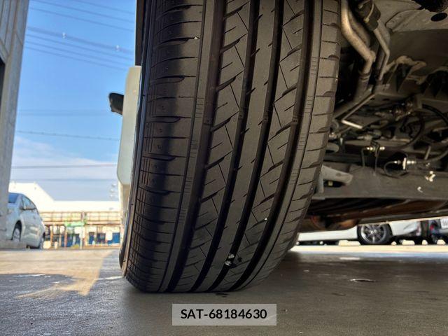 Nissan SERENA 2019-05 8849858-26