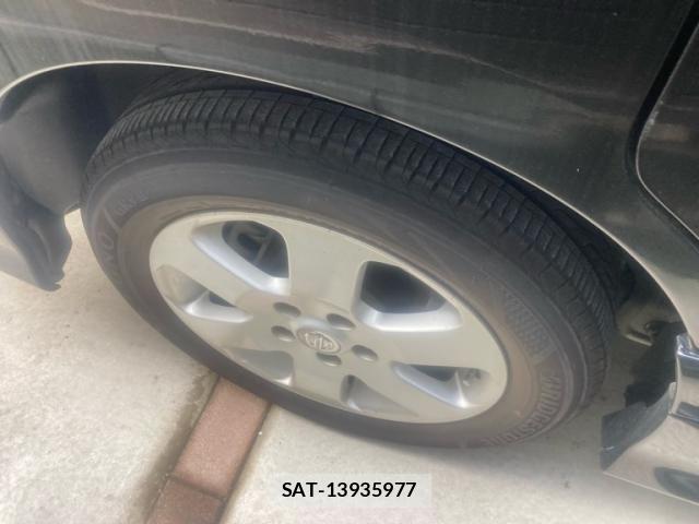 Nissan SERENA 2009-10 8872029-4