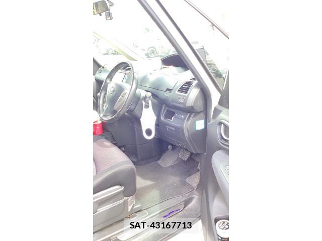 Nissan SERENA 2011-04 8872032-8