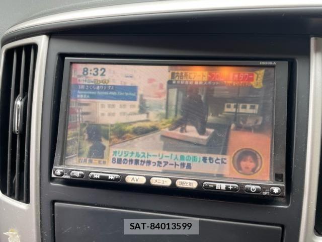 Nissan SERENA 2009-11 8882038-13