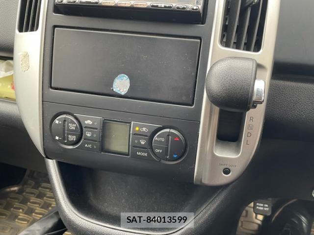 Nissan SERENA 2009-11 8882038-15