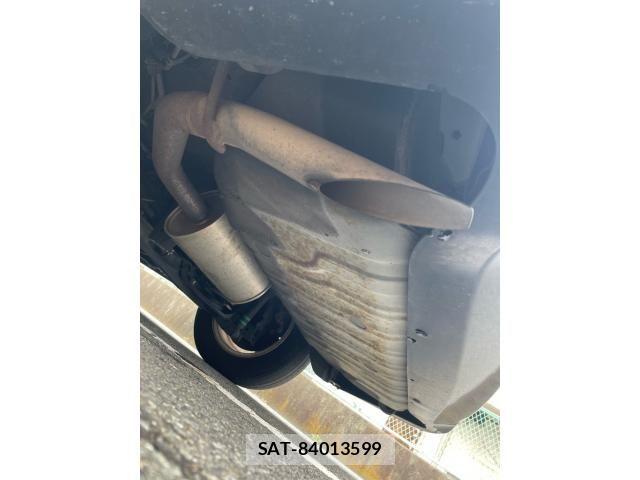 Nissan SERENA 2009-11 8882038-19