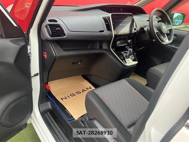 Nissan SERENA 2022-02 8882018-12