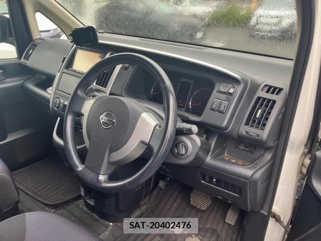 Nissan SERENA 2009-10 8882037-12