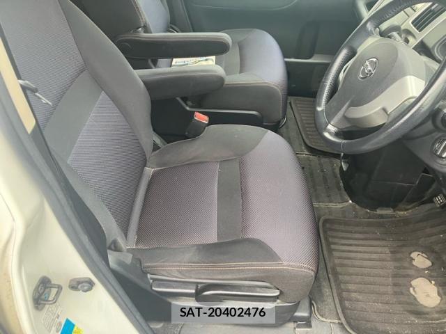 Nissan SERENA 2009-10 8882037-13